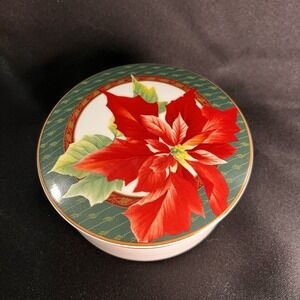 Mikasa Holiday Fleur Trinket Box OS White Excellent Poinsettia Fine China FX072